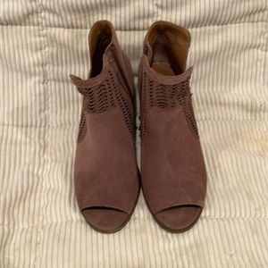 Lucky Brand open toed suede heels